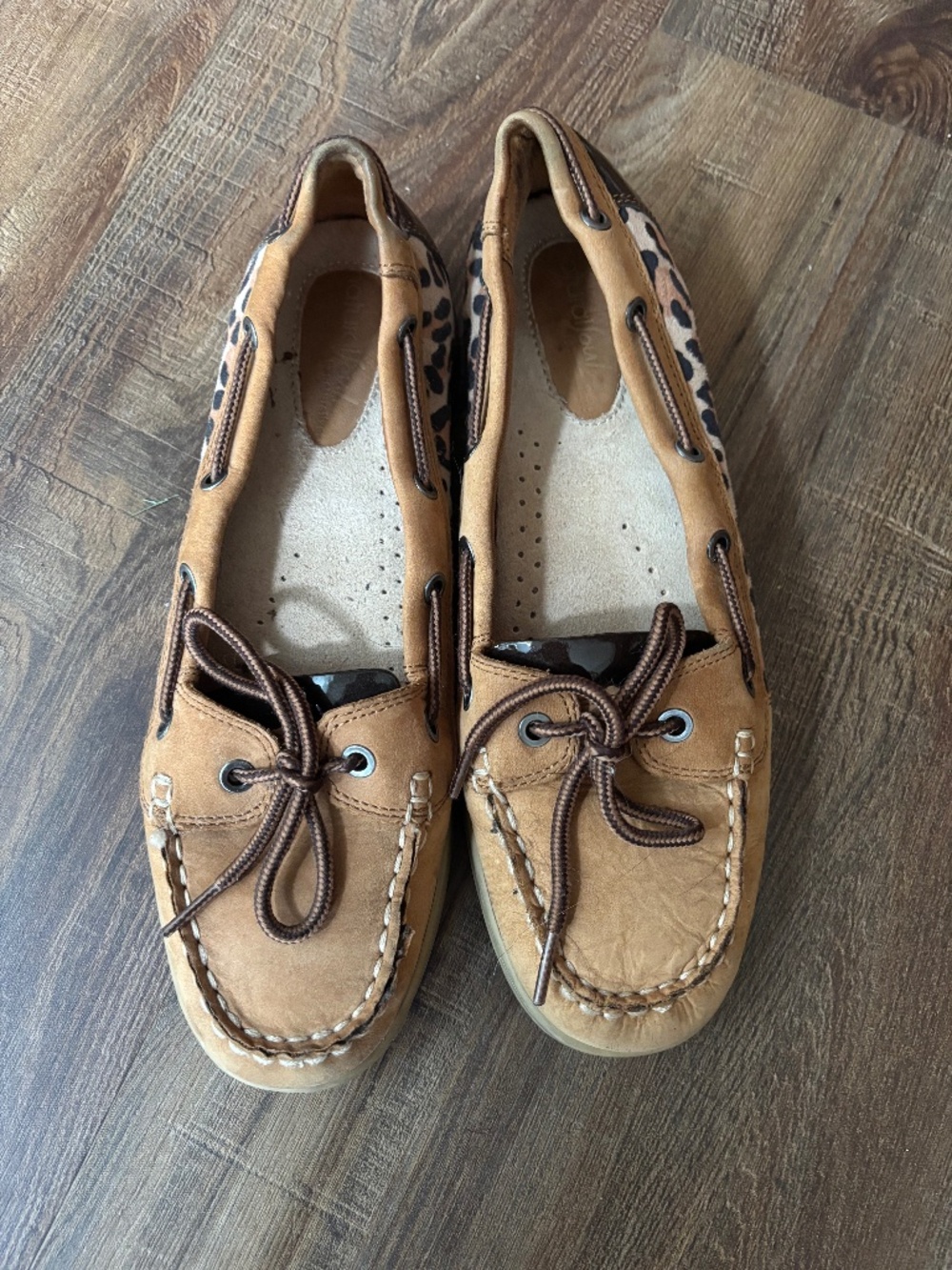 EUC Womens Natural Soul Naturer Oliver Boat shoes Tan size 9.5